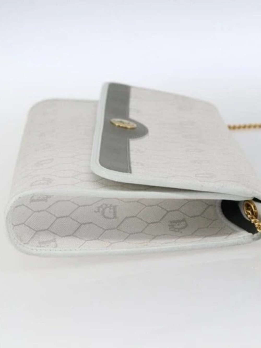 Christian Dior Honeycomb Canvas Chain Shoulder Bag PVC White Gold Auth 173462 - Picture 5 of 15
